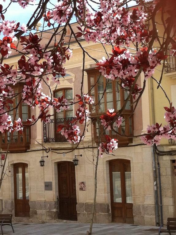 Emebed Posada Castrojeriz Exteriér fotografie